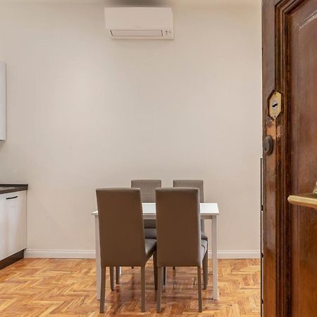 Rione Prati Elegant Apartment With Balcony Rome Exterior photo