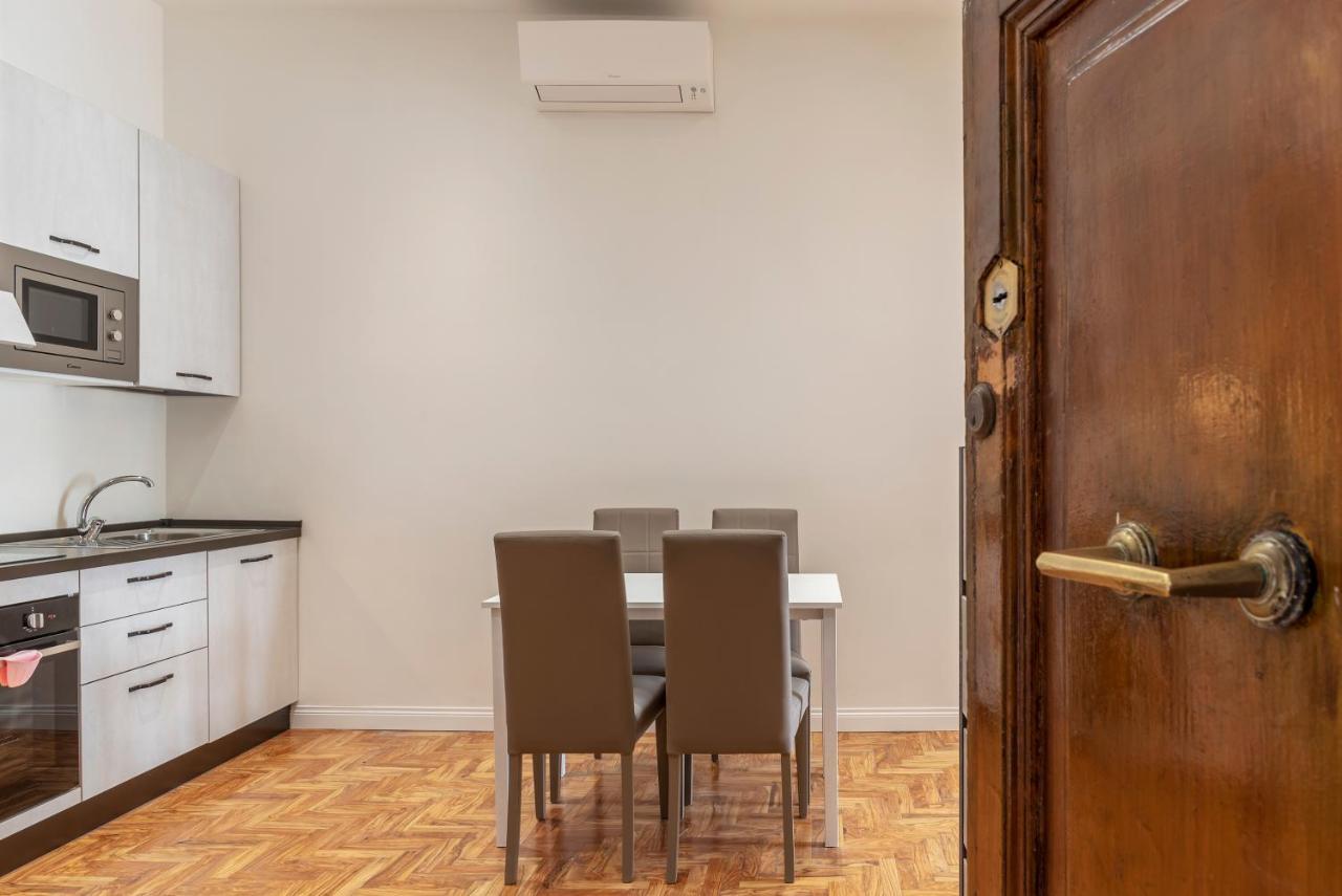 Rione Prati Elegant Apartment With Balcony Rome Exterior photo